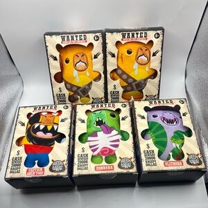 Wanted Series Plush Toys Set